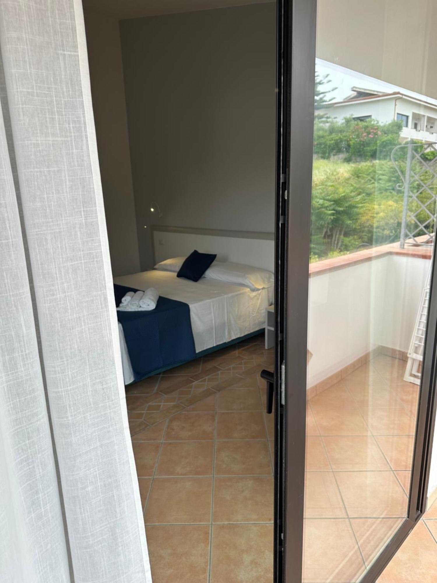 Residence Hotel La Taverna Capo Vaticano Dış mekan fotoğraf